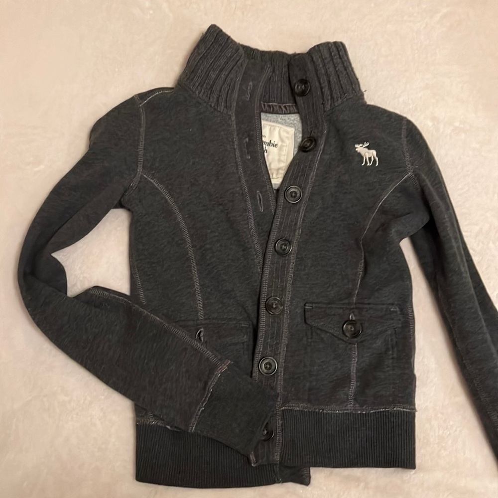 Abercrombie and Fitch button up sweater warm